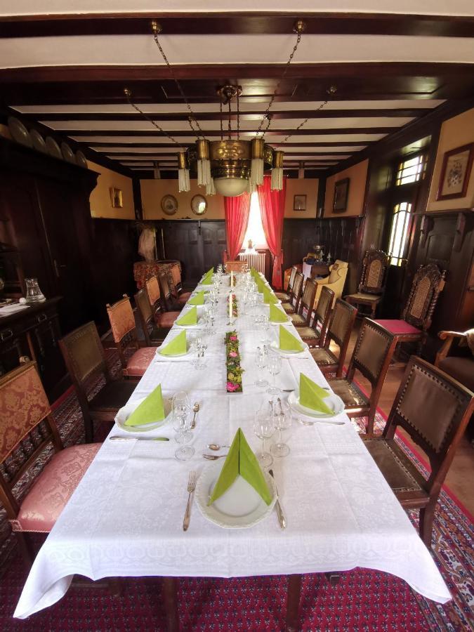 Bio-Weingut, Gaestehaus Und Kraeuterhof Flomborn Экстерьер фото